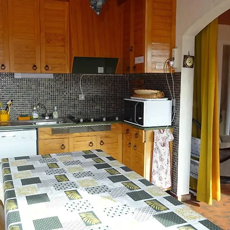 Location 2p Aux Gets, 5 Pers., Acces Pistes, Garage, A 300m Des Commerces - Fr-1-802-56 * Les Gets